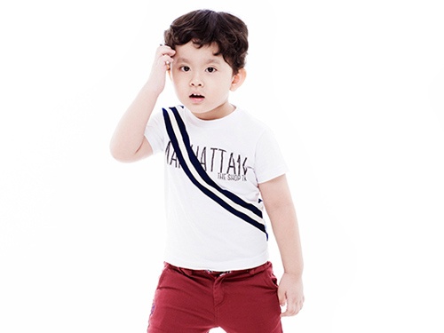 Con trai Truong Quynh Anh - Tim sanh dieu trong bo anh moi hinh anh