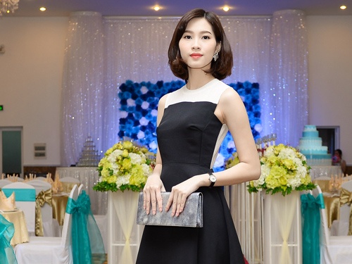 Dang Thu Thao kin dao dan dau top sao mac dep tuan hinh anh