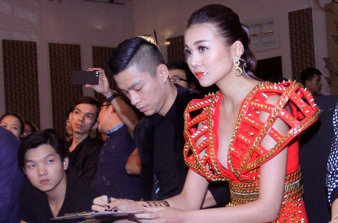 4 bo canh sanh dieu cua Thanh Hang trong tap 2 Next Top hinh anh
