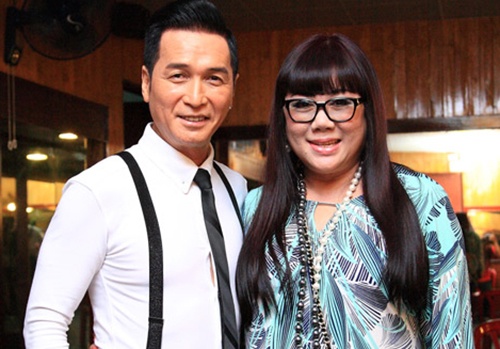 Bi mat nguoi vo duoc ca si Nguyen Hung giu o nha hinh anh