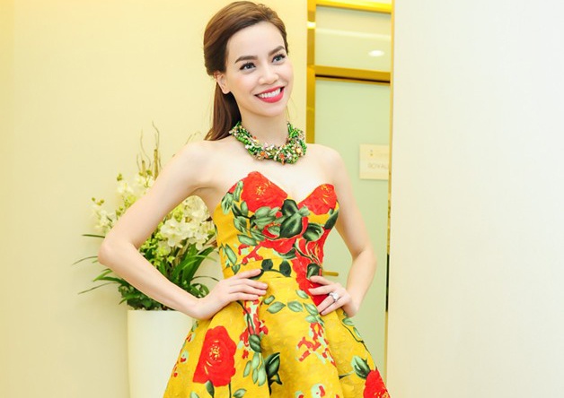 Ha Ho goi cam, Ly Nha Ky kin dao dan dau top sao dep tuan hinh anh