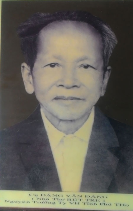 Chân dung nhà thơ Bút Tre.