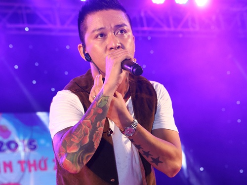 Tuan Hung tat bat chay show truoc chung ket The Voice hinh anh
