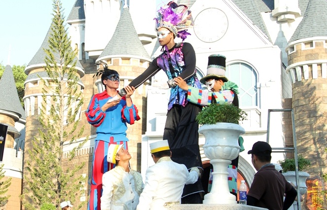 Thi sinh Next Top di ca kheo dien hai hinh anh