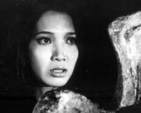 Chị xuất thần trong trường đoạn Duyên gặp chồng trong phiên chợ Âm Dương.