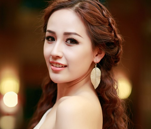 Sao Viet hao huc khi duoc mua hang hieu gia mem nho TPP hinh anh