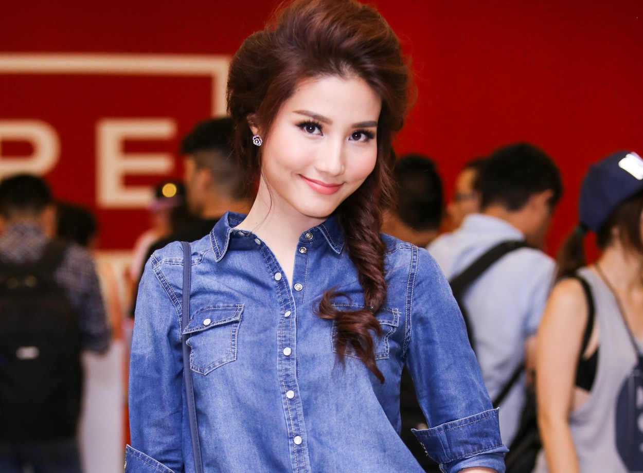 Diem My 9X dien cay denim di su kien hinh anh
