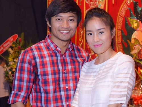 Quy Binh thua nhan dang yeu Le Phuong hinh anh
