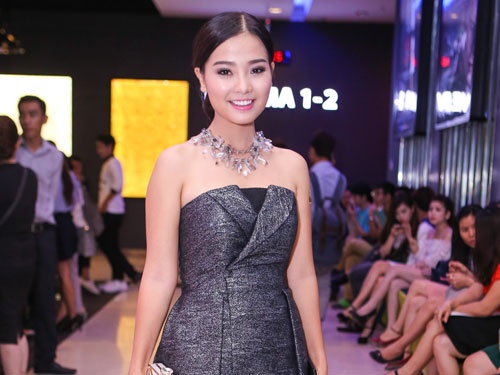 Dien vien 'Toi thay hoa vang tren co xanh' goi cam o su kien hinh anh