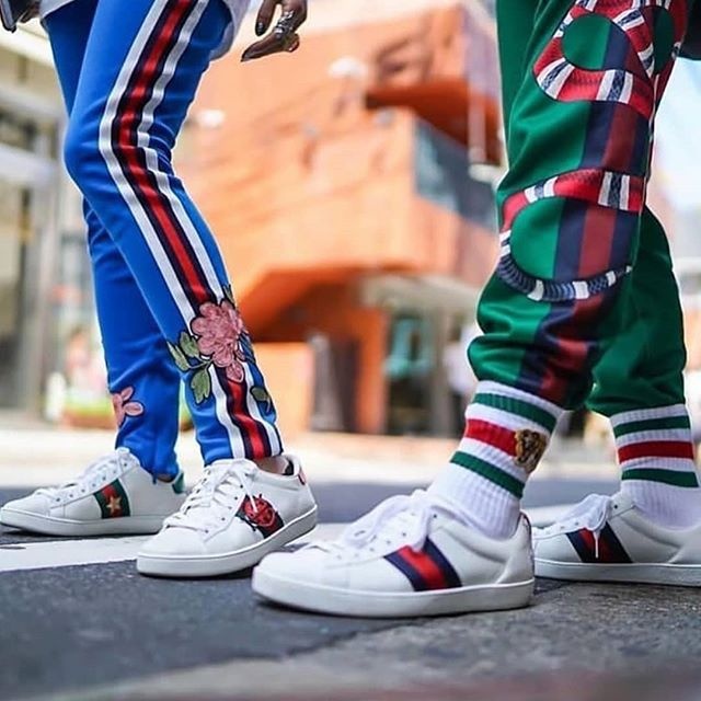 sneakers xa xi anh 1