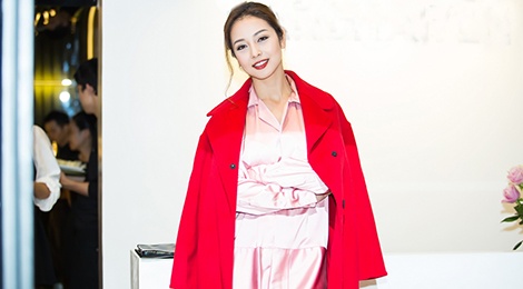 Jennifer Pham dien do thu dong mau sac noi bat hinh anh