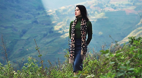Dien vien Ngoc Thanh Tam lang man giua nui rung Dong Bac hinh anh
