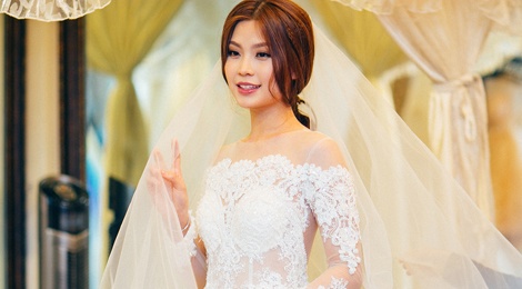 A hau Diem Trang mot minh di thu vay cuoi hinh anh