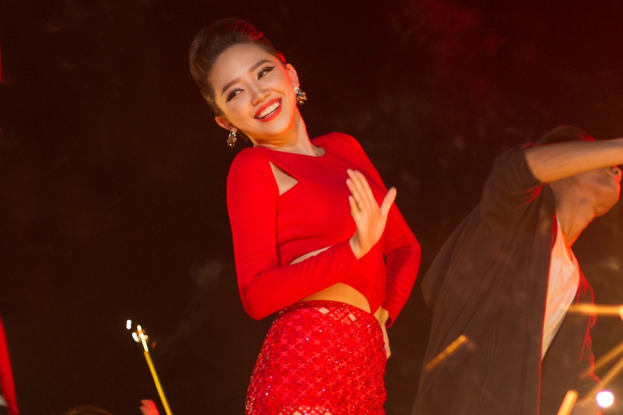 The Beat of Celebration - Toc Tien hinh anh