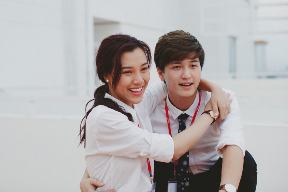 Mon qua giang Sinh - Huynh Anh, Hoang Oanh hinh anh