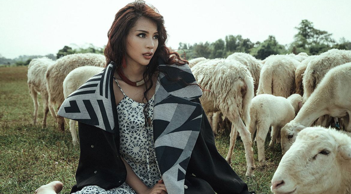 Giai vang Sieu mau Viet Nam 2015 tao dang cung dan cuu hinh anh