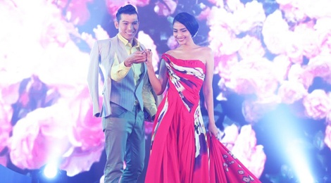 Truong Thi May sanh doi cung Ngoc Tinh hinh anh