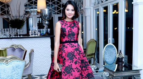 Huong Giang, Diem Huong thanh lich o su kien cuoi tuan hinh anh