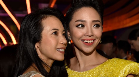 Ha Ho, Toc Tien gap go dan sao quoc te o Thuong Hai hinh anh
