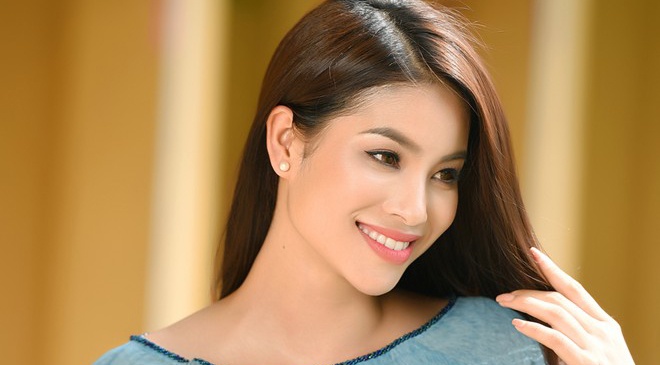 Pham Huong: 'Fan quoc te van nhac toi toi trong tiec nuoi' hinh anh