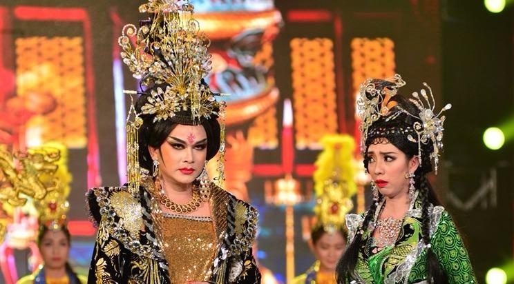 Hoai Linh thich thu vai Vo Tac Thien cua Huu Quoc hinh anh