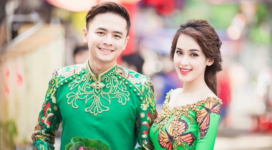 Vo chong Tu Vi - Van Anh dien ao dai doi hinh anh