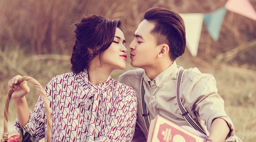 Tu Vi va ong xa Van Anh ngot ngao trong bo anh Valentine hinh anh