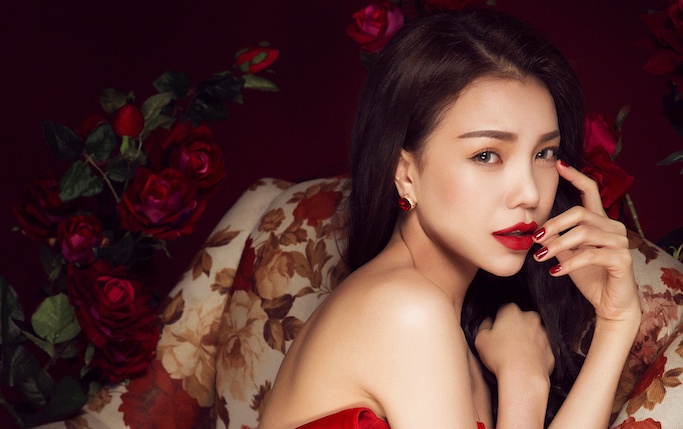 Stand by me - Tra Ngoc Hang hinh anh