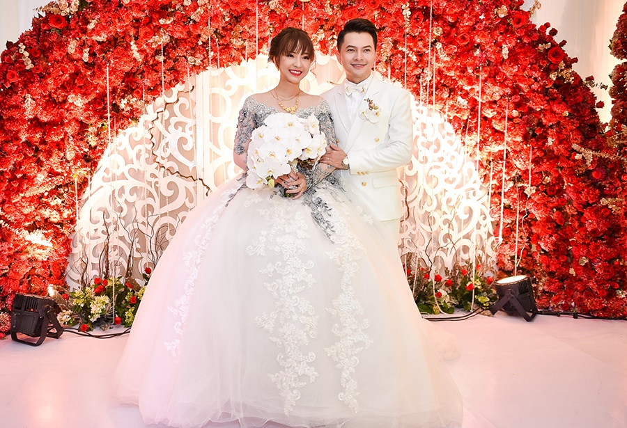 Nam Cuong bi mat cuoi,  ca si Nam Cuong ket hon,  Nam Cuong lay vo anh 3