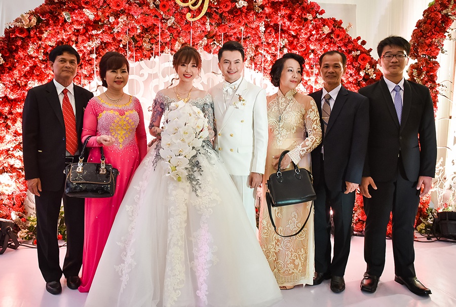 Nam Cuong bi mat cuoi,  ca si Nam Cuong ket hon,  Nam Cuong lay vo anh 5