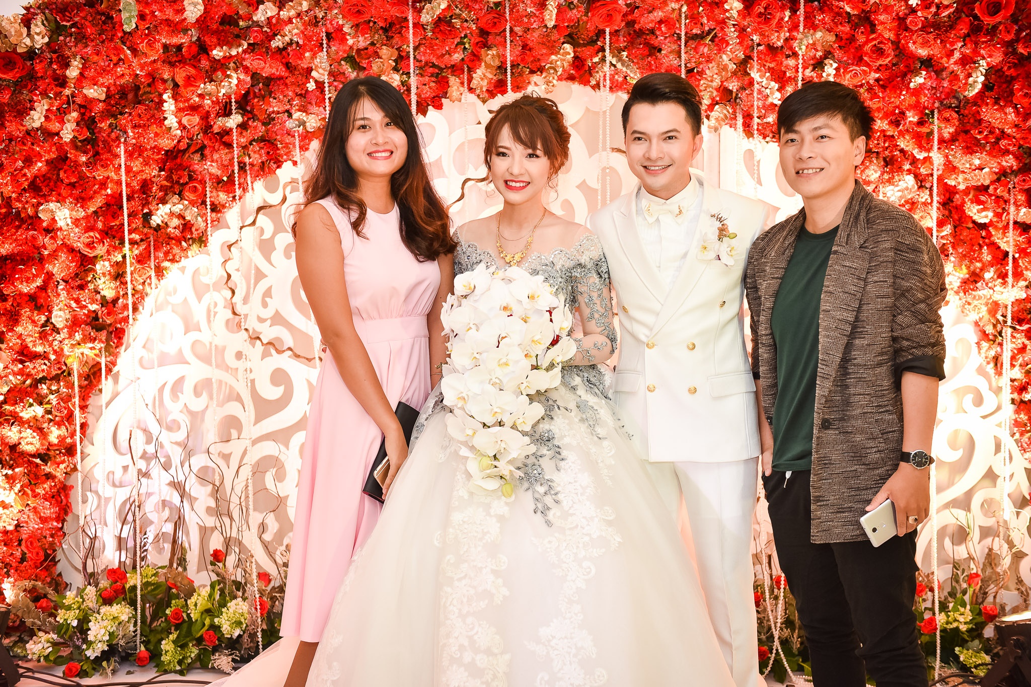 Nam Cuong bi mat cuoi,  ca si Nam Cuong ket hon,  Nam Cuong lay vo anh 6