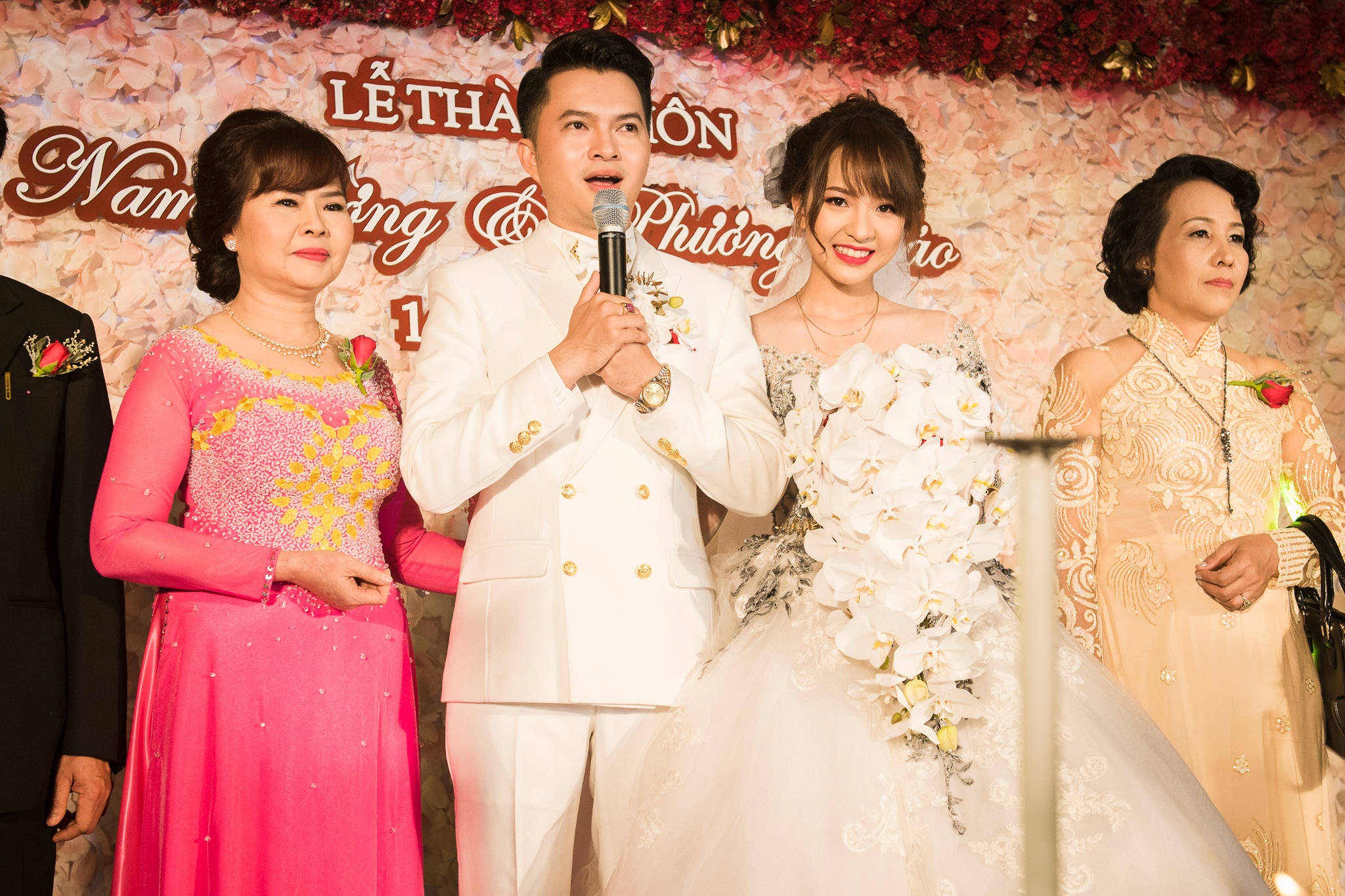 Nam Cuong bi mat cuoi,  ca si Nam Cuong ket hon,  Nam Cuong lay vo anh 9