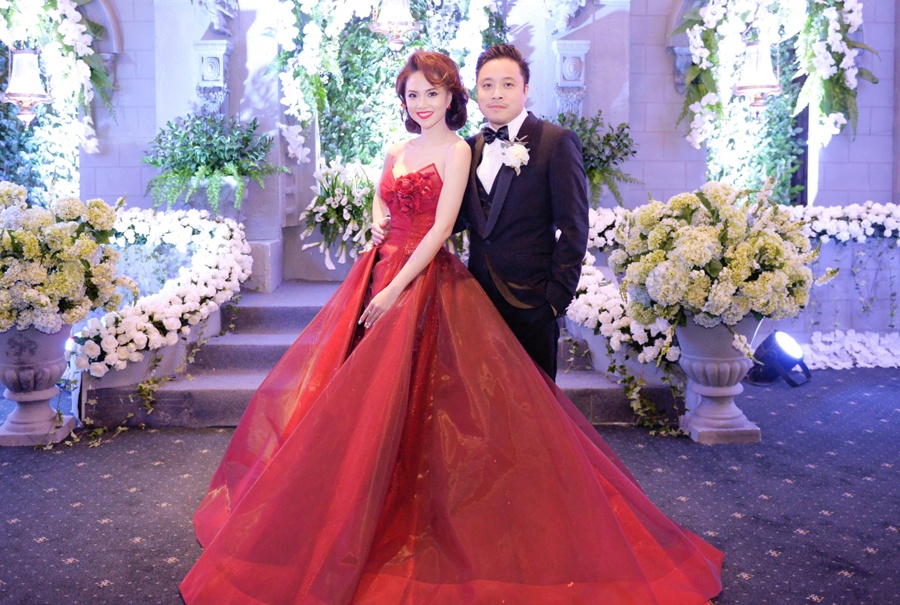 Victor Vu cuoi Dinh Ngoc Diep anh 1