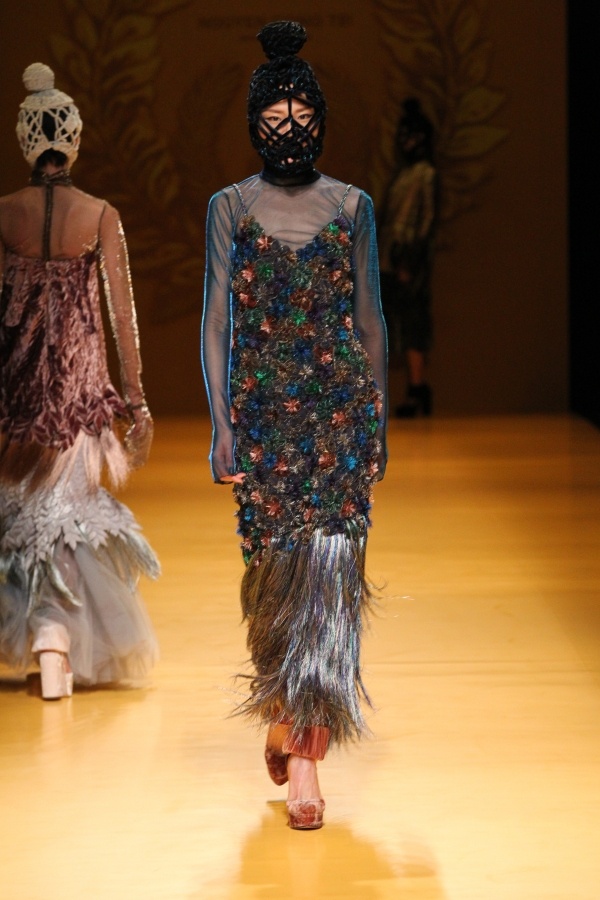 cong tri tham gia tuan le thoi trang tokyo,  bo suu tap lua cua cong tri anh 4