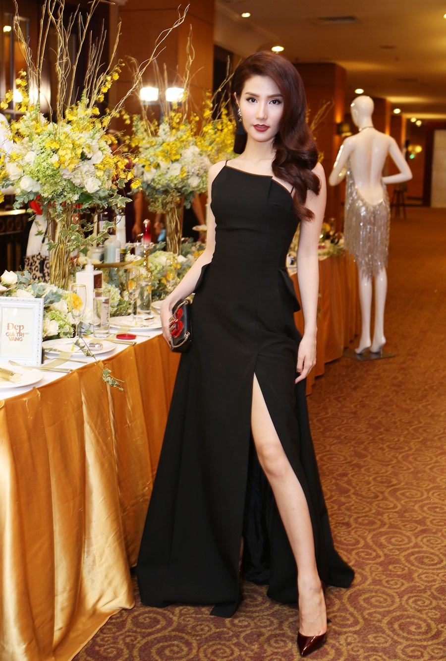 Midu,  Diem My 9X doi lap phong cach anh 4