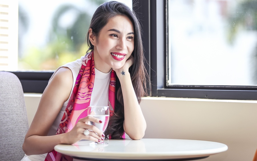 Hôn nhân Thủy Tiên Công Vinh ảnh 1 Hon nhan Thuy Tien Cong Vinh anh 1