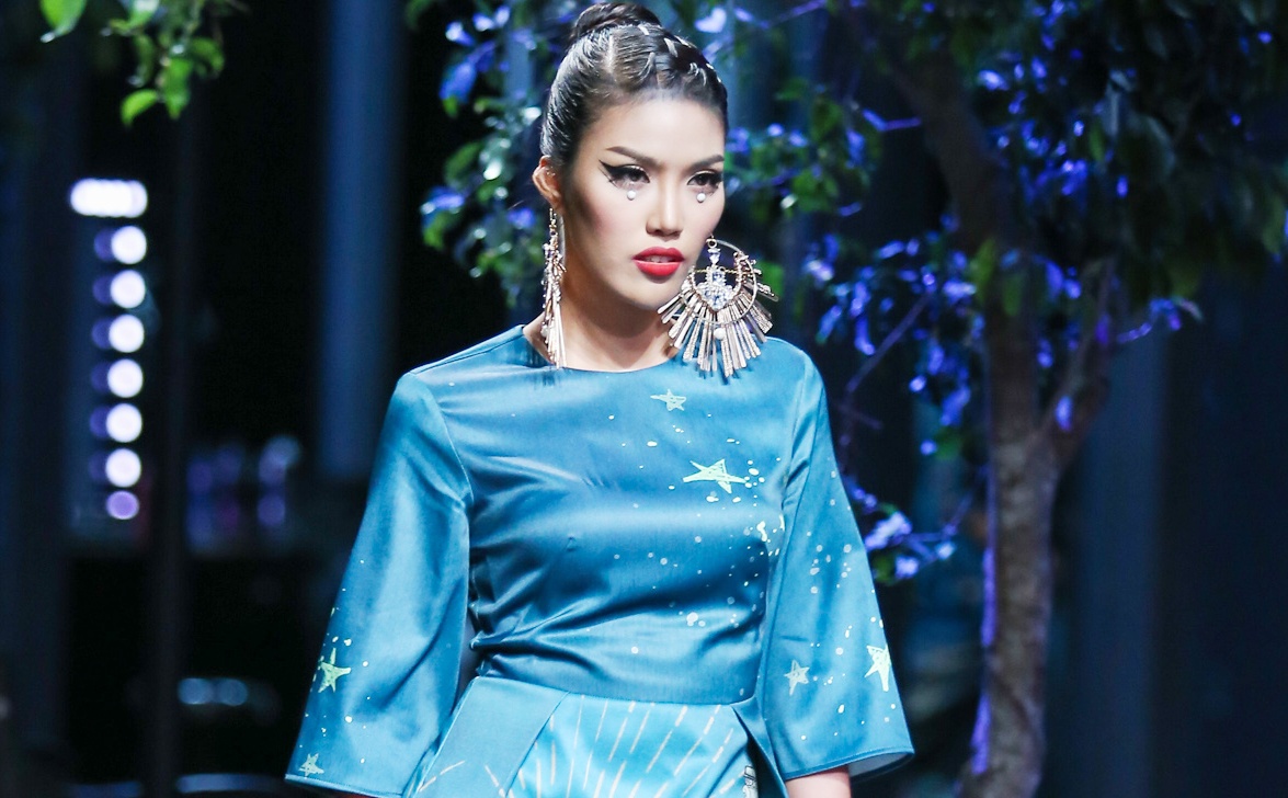 Lan Khue trinh dien bo suu tap cua Tung Vu hinh anh