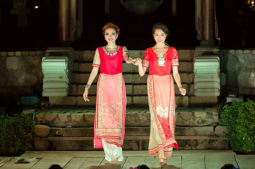 Le Hang bi te khi dien thoi trang anh 5