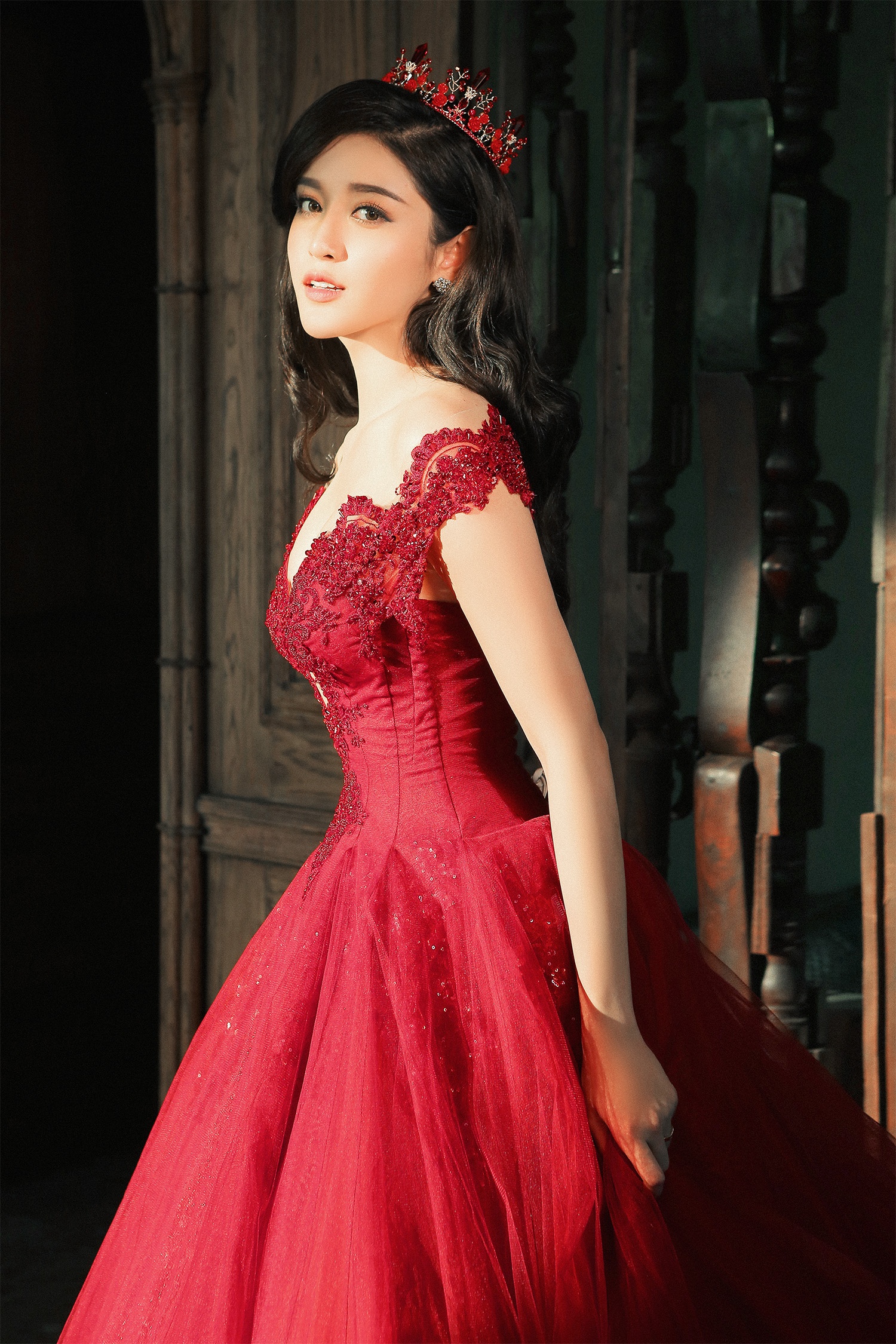 Á hậu Huyền My mặc gợi cảm ảnh 4 A hau Huyen My mac goi cam anh 4