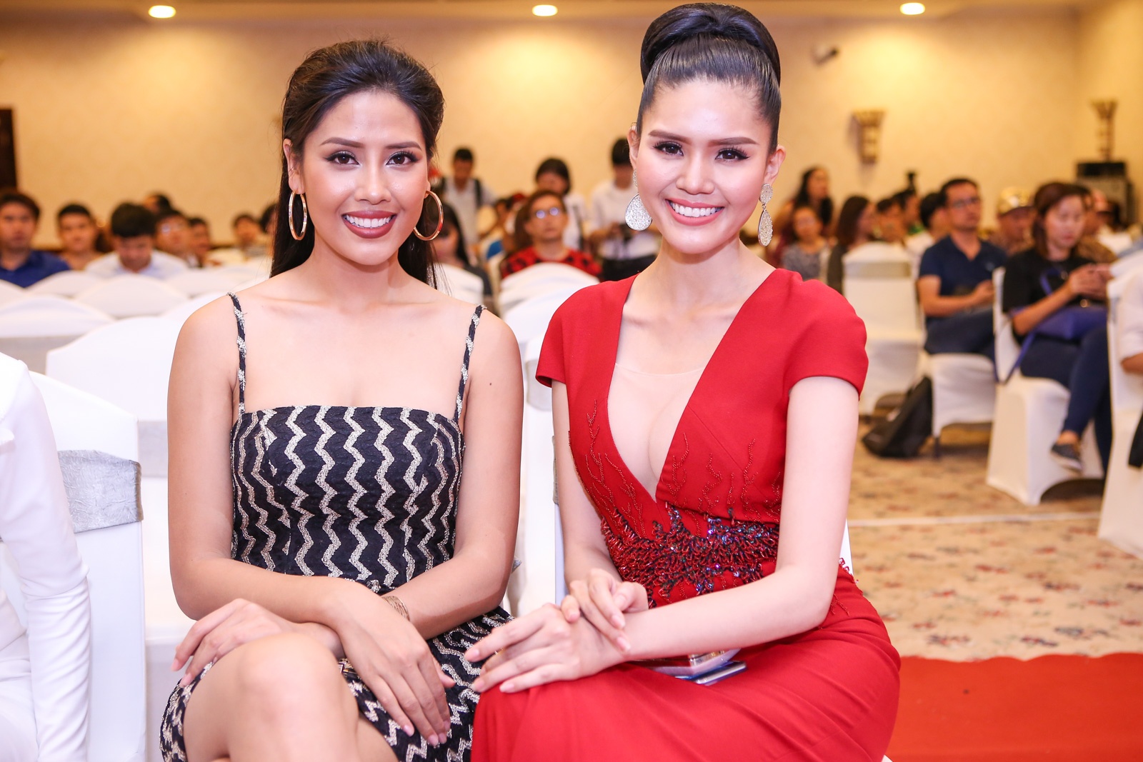 Nguyen Thi Loan sexy o hop bao anh 4