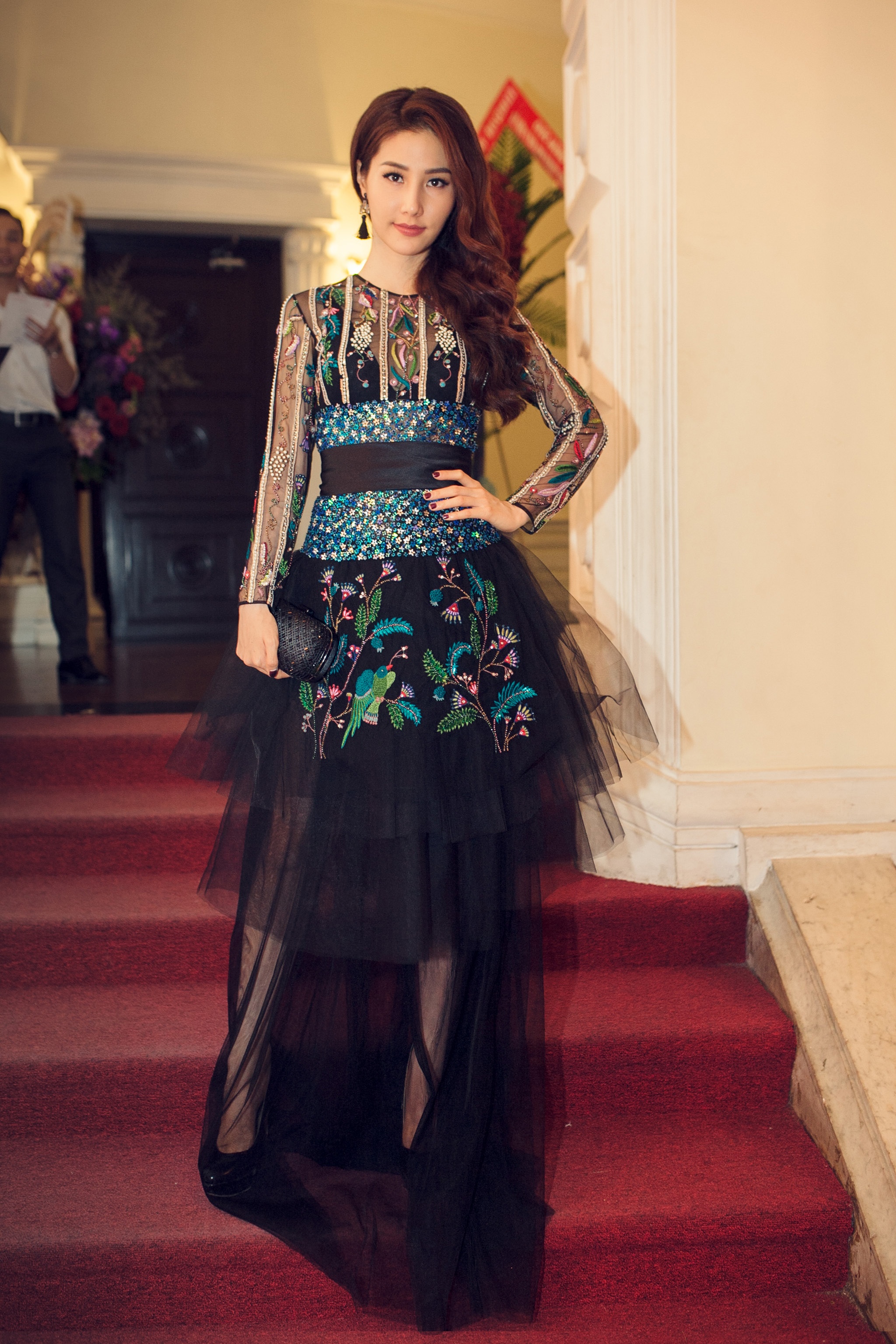 Pham Huong dung vay Dang Thu Thao anh 4