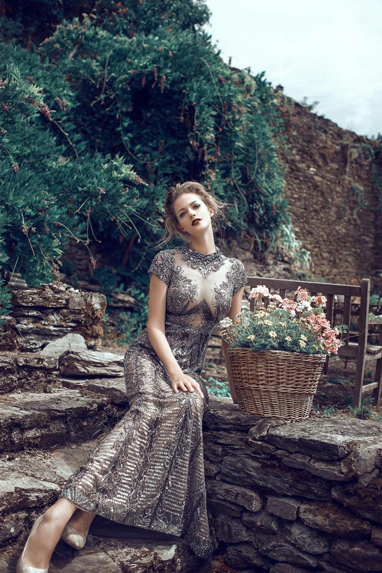 Mau Tay mac vay cua Hoang Hai anh 2