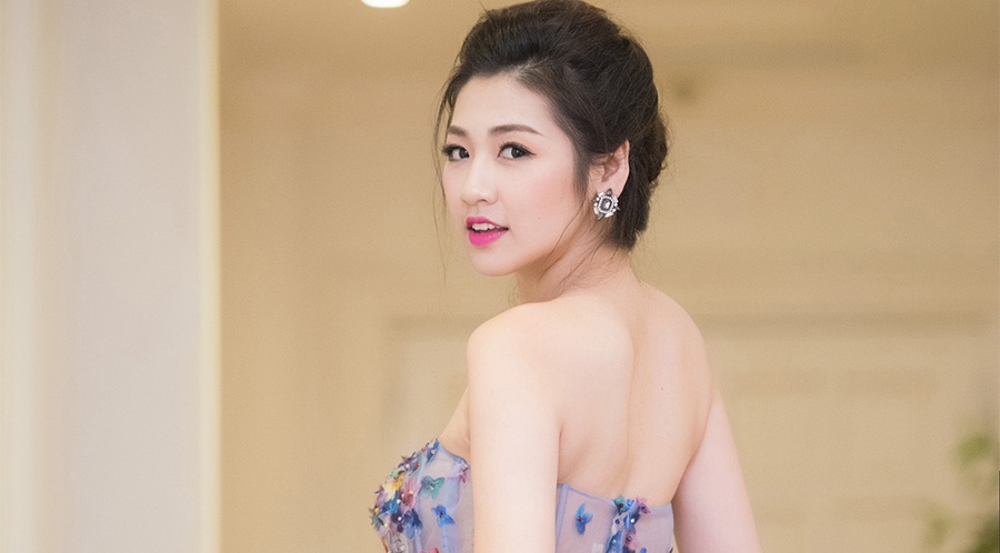 A hau Tu Anh dien dam ket hoa 3D quyen ru hinh anh