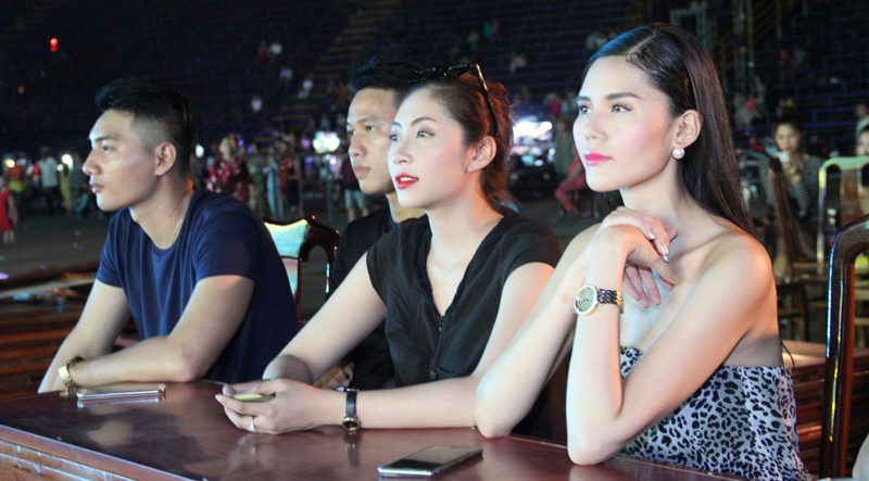 500 nghe si du khai mac Nam Du lich quoc gia 2016 hinh anh