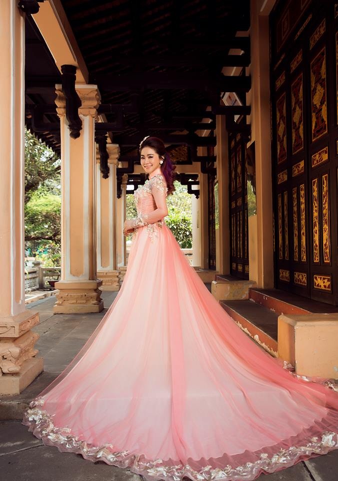 Lương Bích Hữu diện áo dài ảnh 5 Luong Bich Huu dien ao dai anh 5