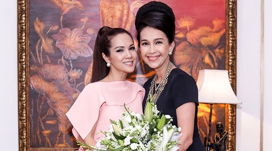 Hoa hau Ao dai Kieu Khanh hoi ngo Diem My hinh anh