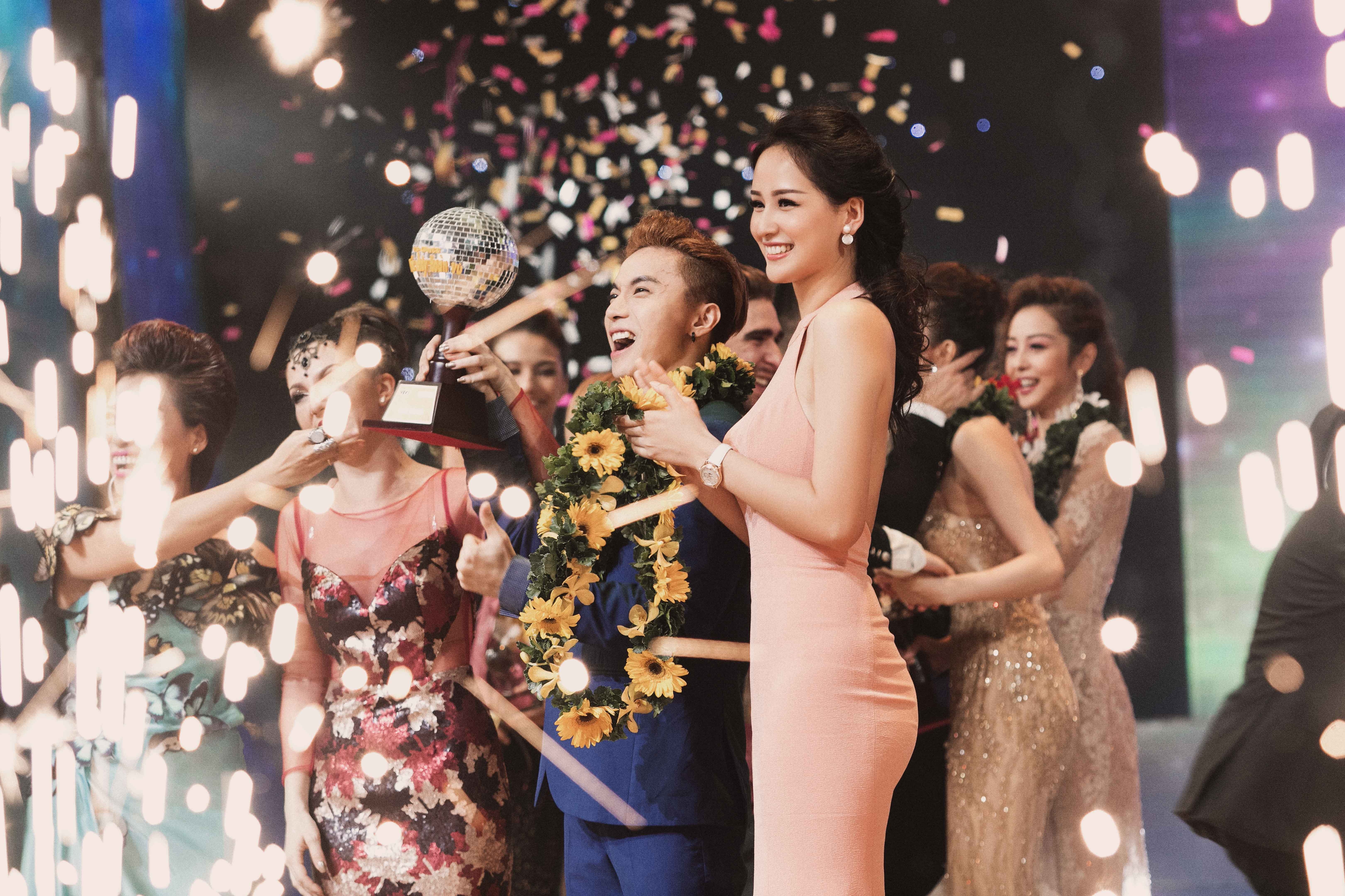 Mai Phuong Thuy deo dong ho hon 1 ty anh 8