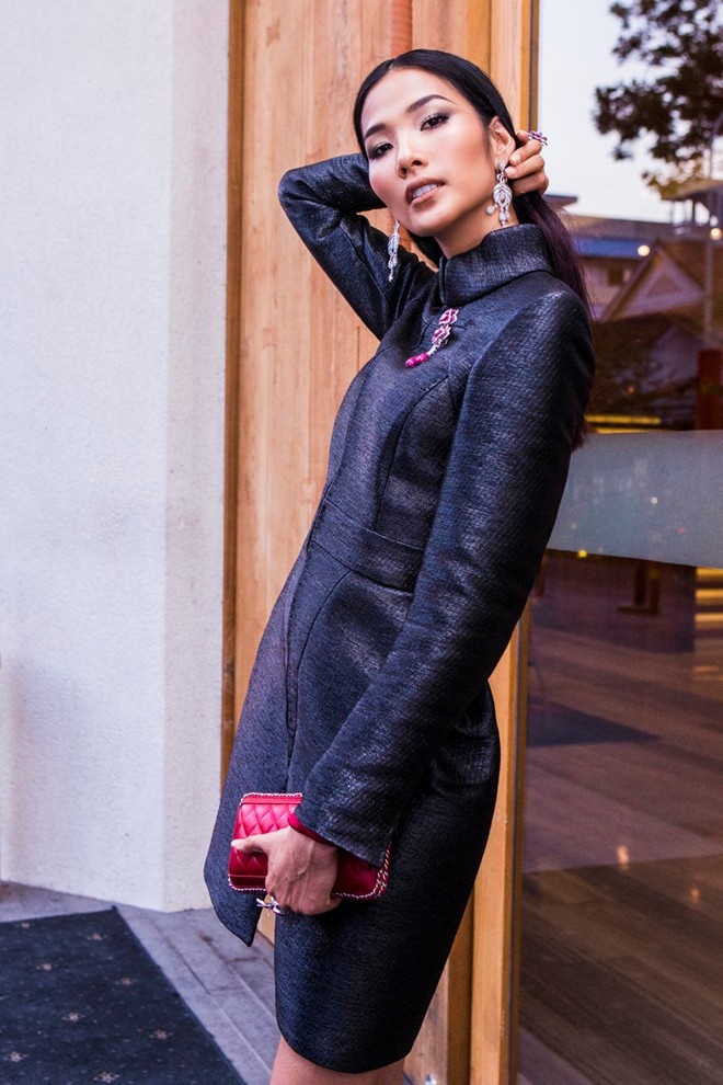 Sao Viet gay chu y voi trang suc tien ty o su kien anh 7