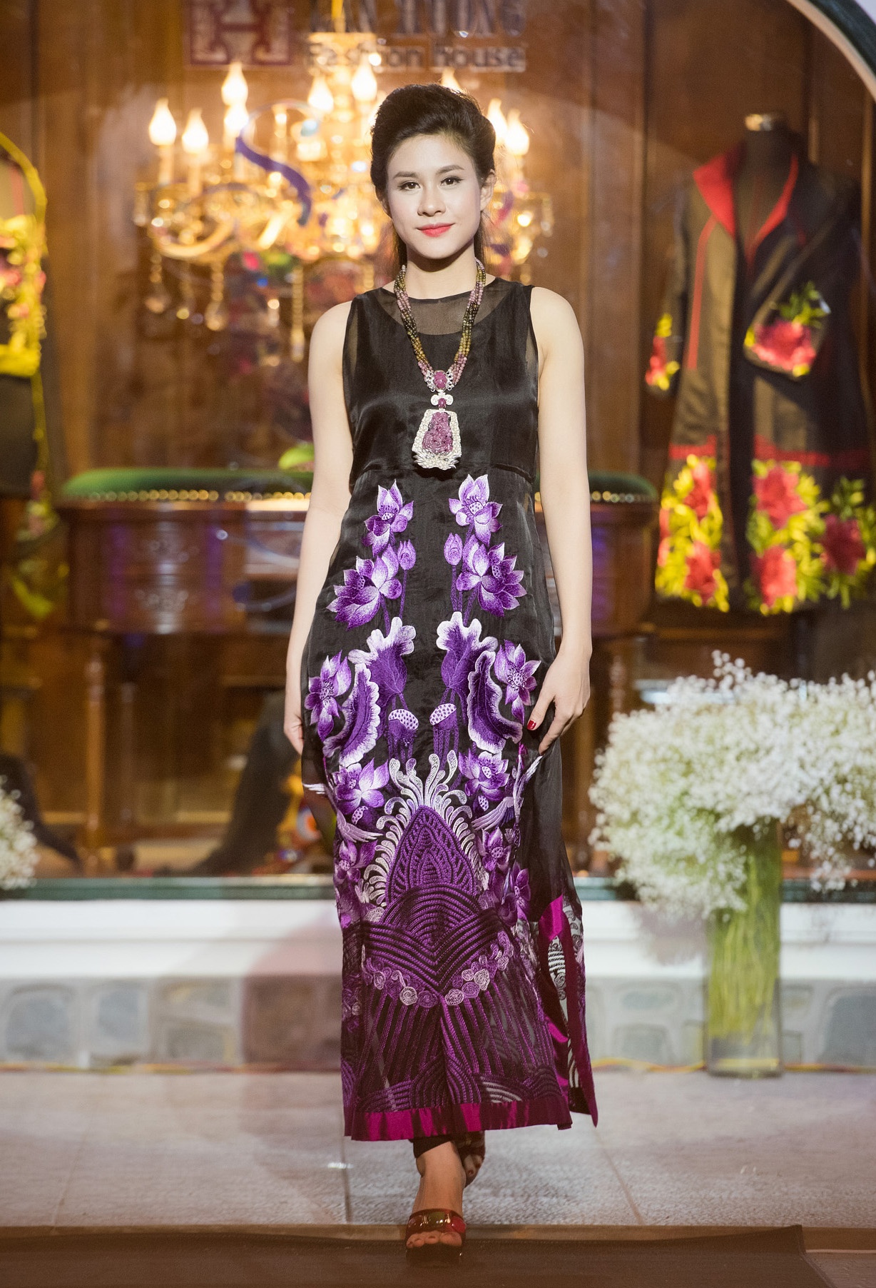 Lan Huong gioi thieu bo suu tap moi anh 7