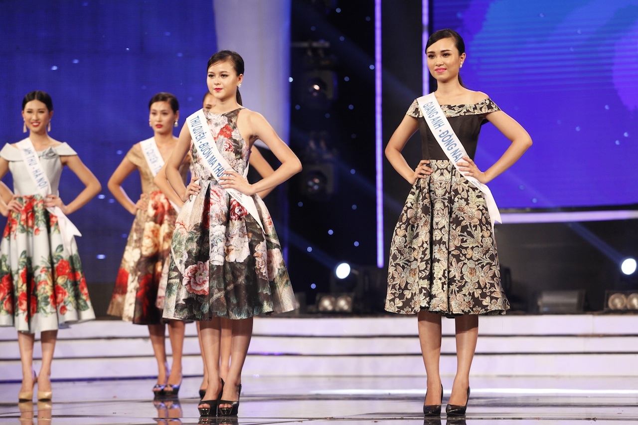 Ha Anh lung tung khi thi sinh muon roi cuoc choi anh 2